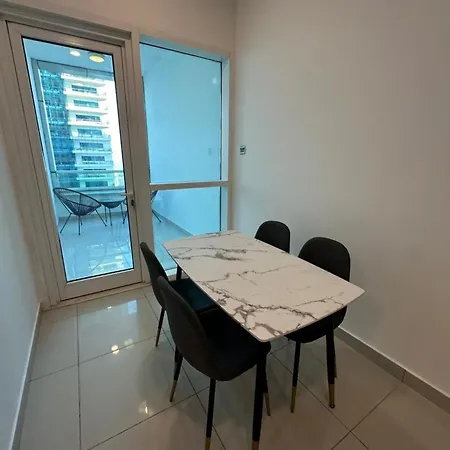 Marina Pinnacle Entire 1 Bed Room Apartment Top Floor View Dubai Marina Exterior photo