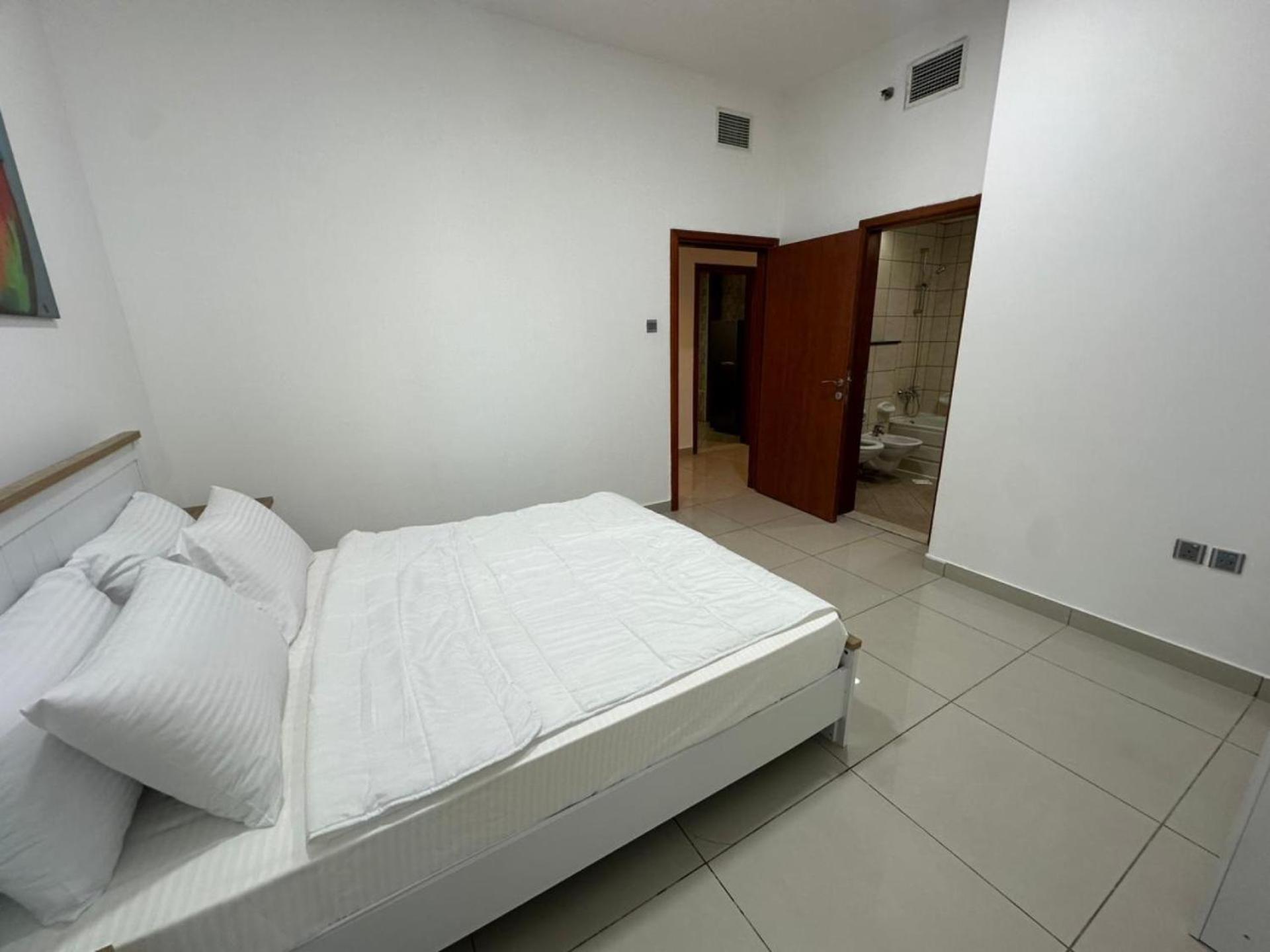 Apartment Marina Pinnacle Entire 1 Bed Floor View Marina Dubai