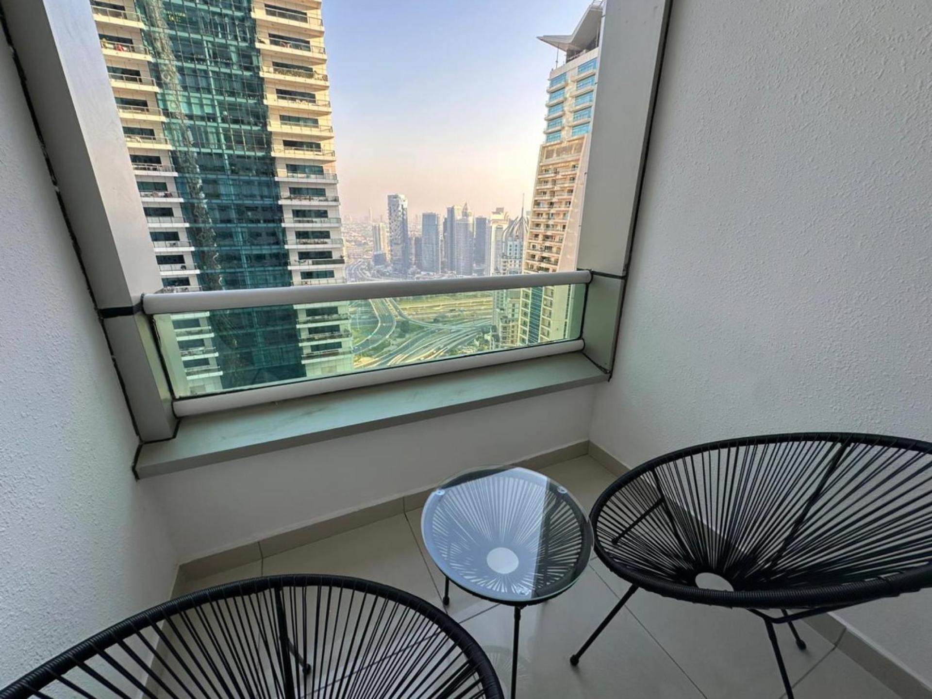 Marina Pinnacle Entire 1 Bed Floor View Marina * Dubai